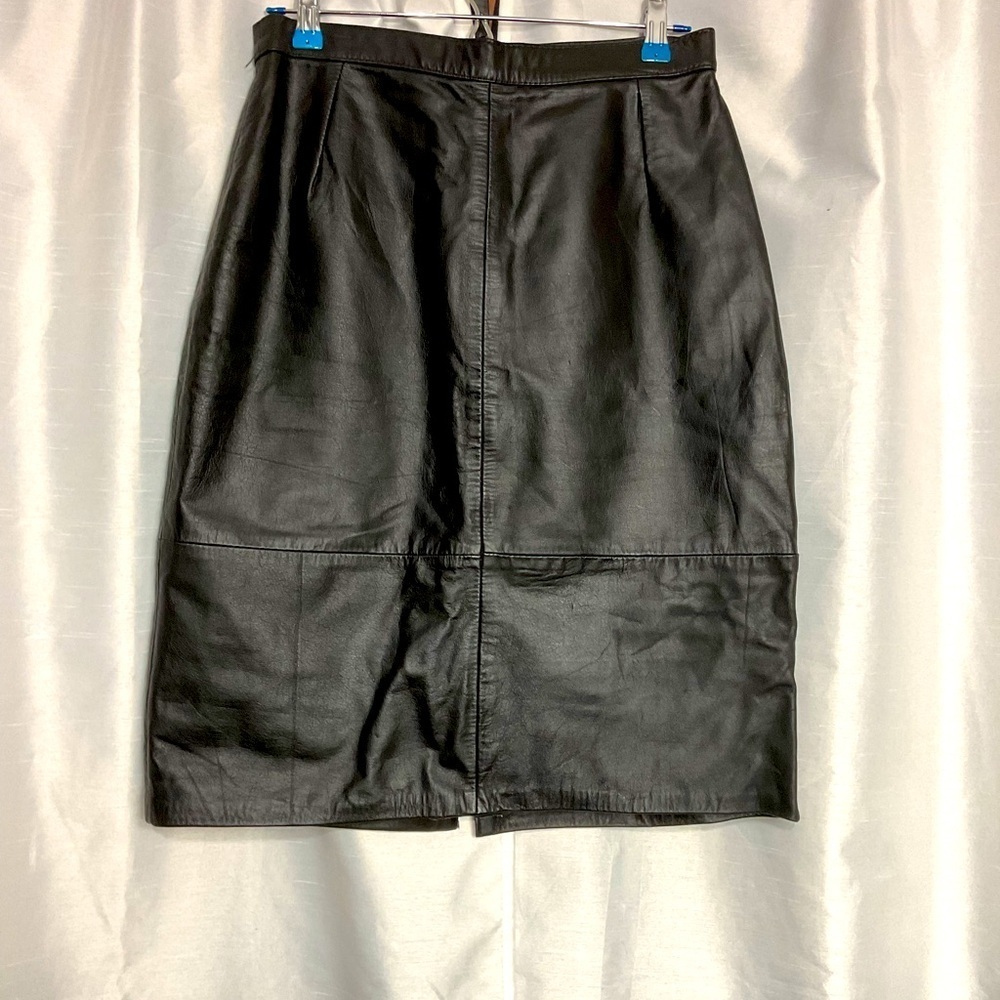 Awesome Vintage Find                    Leathercraft Process vintage Retro Skirt